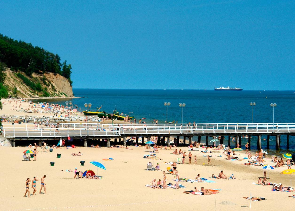 A&J Aparts Gdynia Exterior foto